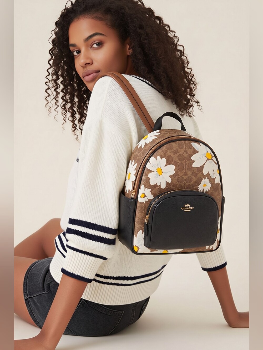 NWT - Coach Court Backpack in Signature Canvas with Daisy Print Year 2024 - Picture 14 of 15